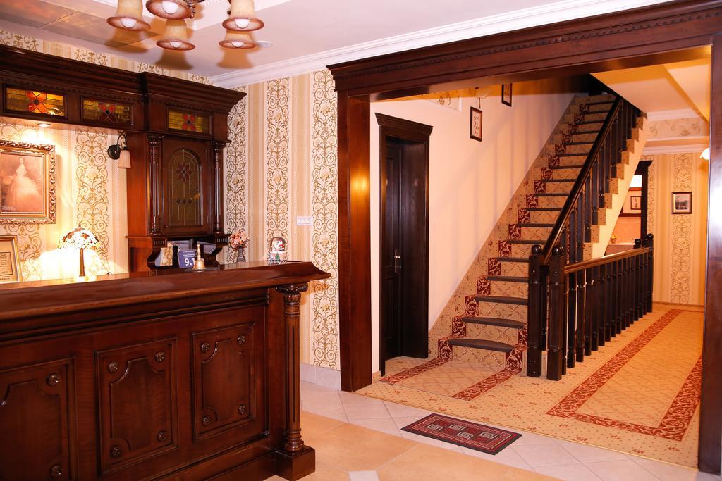 Pension Noblesse Băile Herculane Exterior foto