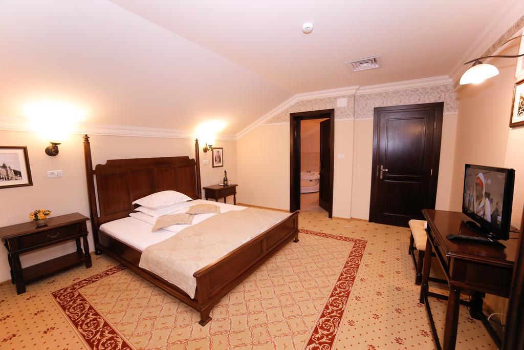 Pension Noblesse Băile Herculane Zimmer foto