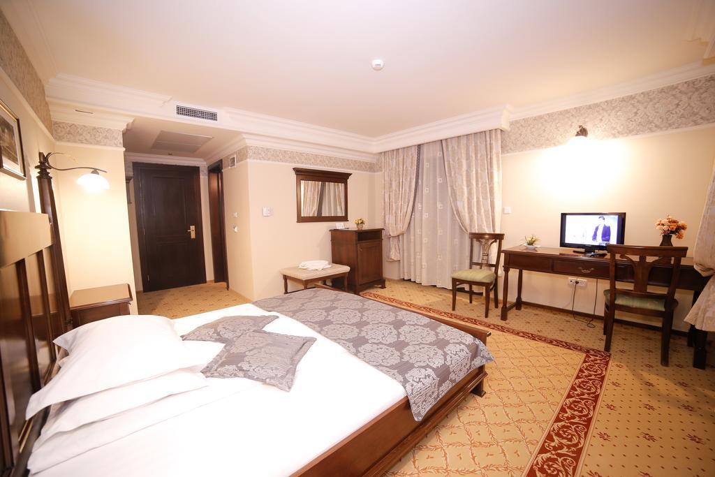 Pension Noblesse Băile Herculane Zimmer foto