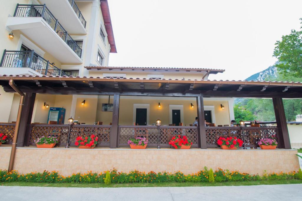 Pension Noblesse Băile Herculane Exterior foto