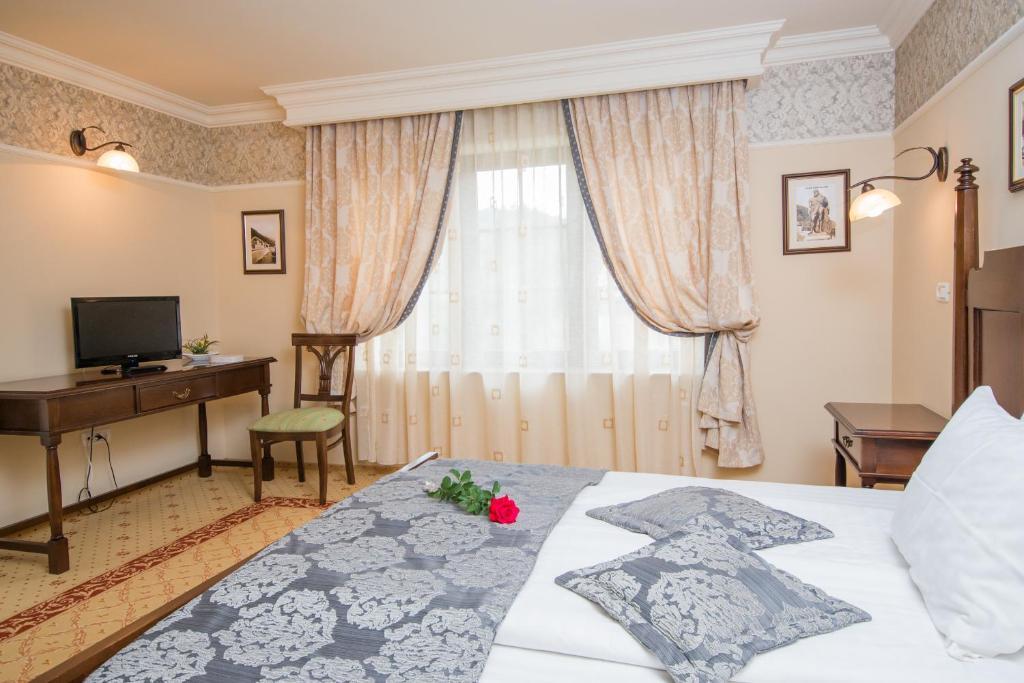 Pension Noblesse Băile Herculane Exterior foto